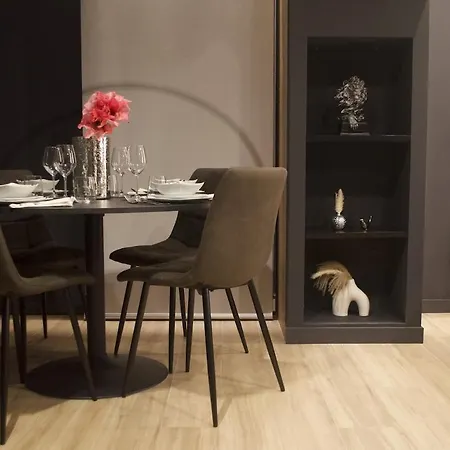 Azulis Terme 1 - Luxury Renovated In Center With Garden Appartement Olbia