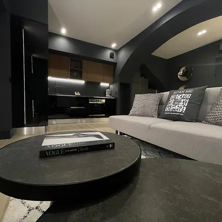Azulis Terme 1 - Luxury Renovated In Center With Garden Appartement Olbia